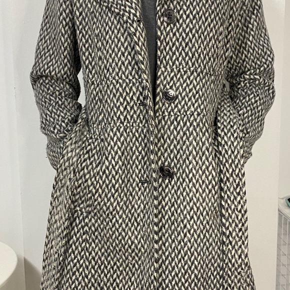 KENNETH COLE COAT - Picture 4 of 5